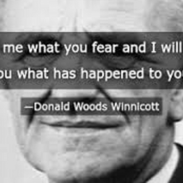 THE EXPERIENCE OF BREAKDOWN AND THE BREAKDOWN THAT CAN&rsquo;T BE EXPERIENCED:  IMPLICATIONS FOR WORK WITH TRAUMATISED CHILDREN  - PATRICK TOMLINSON 2007